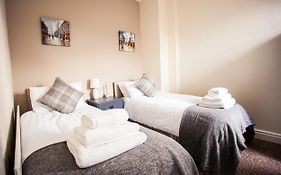 Contractor House, Sleeps 5, Close To Restaurant'S And Bars, Long Stays Available, Oveyo Accommodation